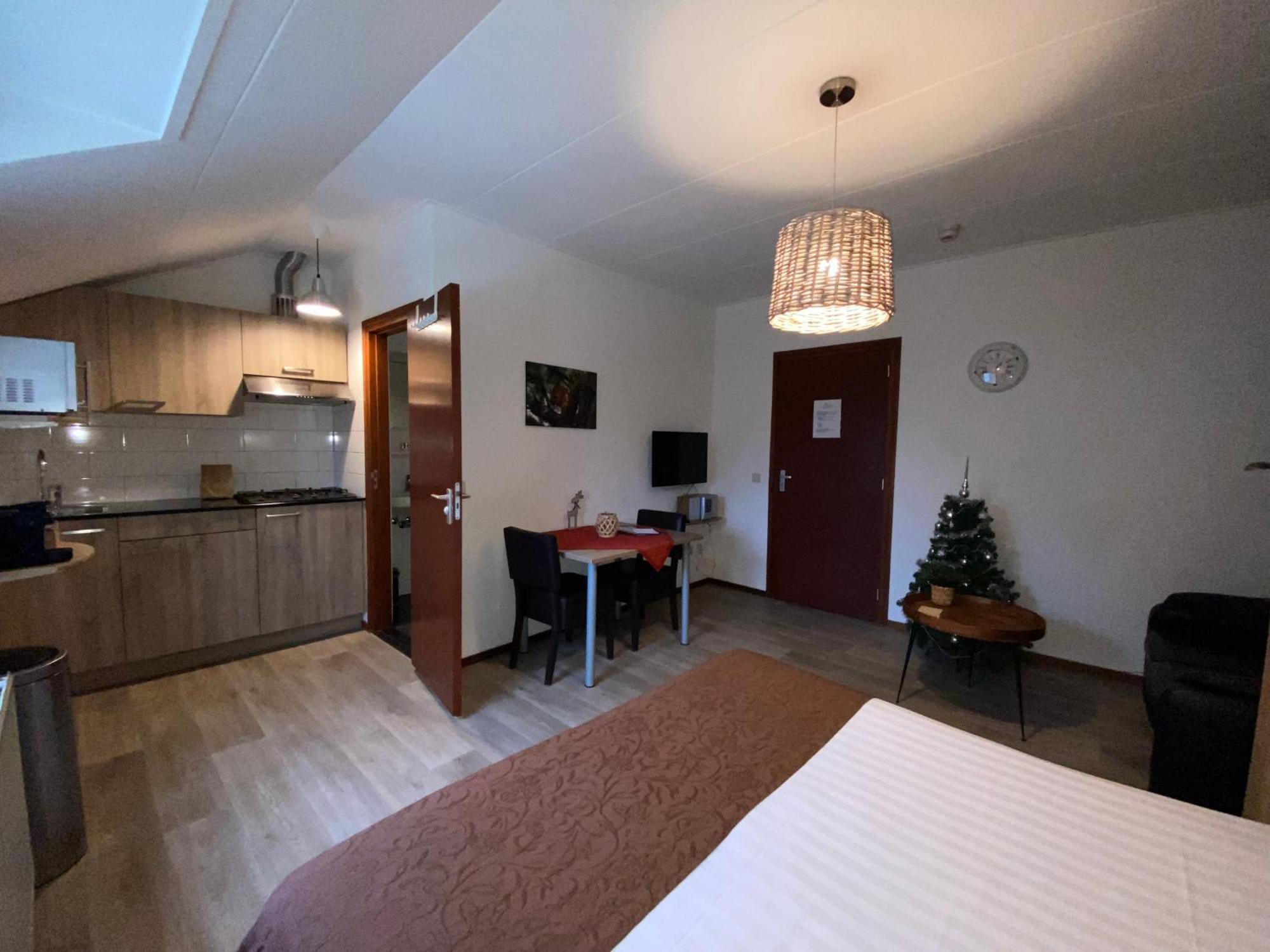 Appartementen De Zegelskoel Heijenrath Luaran gambar