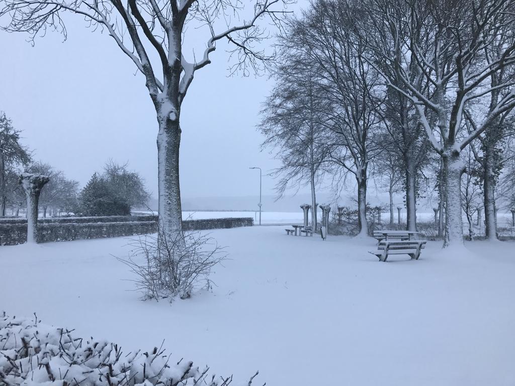Appartementen De Zegelskoel Heijenrath Luaran gambar